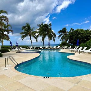 Crescent Point #9: 3Bed Condo